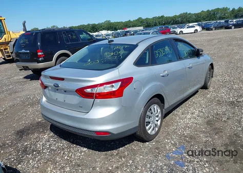2012 Ford Focus Se z USA, uszkodzony, nr VIN 1FAHP3F22CL269733